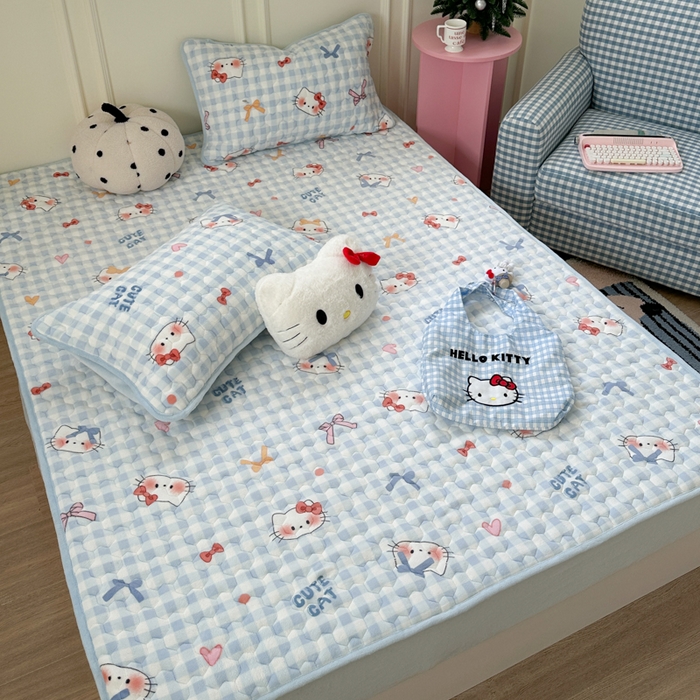 91家纺网 家纺一手货源 找家纺 Sweet dreams甜梦 2025新款高克重牛奶绒印花夹棉床笠 蝴蝶结猫猫