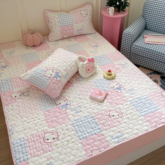 91家纺网 家纺一手货源 找家纺 Sweet dreams甜梦 2025新款高克重牛奶绒印花夹棉床笠 粉色猫猫