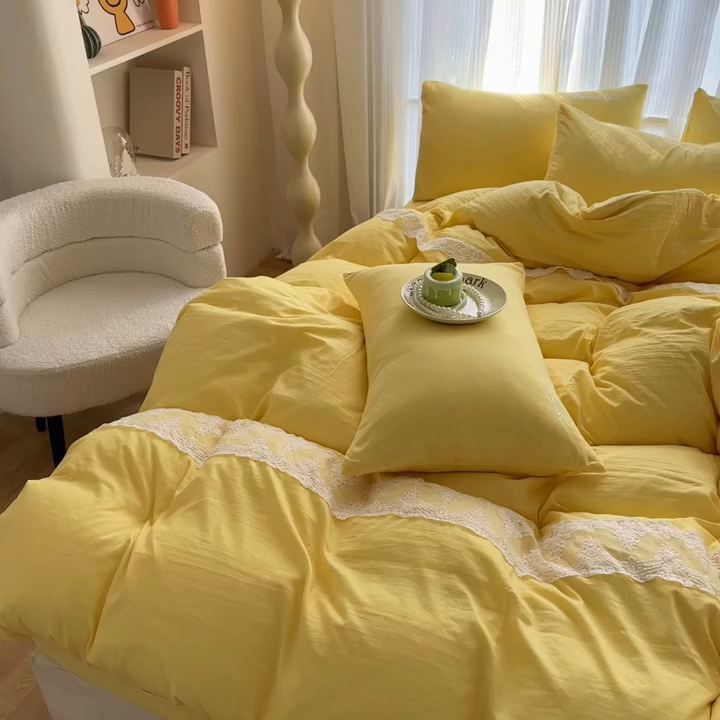 91家纺网 家纺一手货源 找家纺 灿哈 2025新款烫钻蕾丝花边水洗棉四件套 柠檬黄