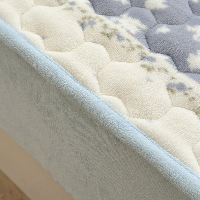 91家纺网 家纺一手货源 找家纺 Sweet dreams甜梦 2025新款高克重牛奶绒印花夹棉床笠 条纹花花