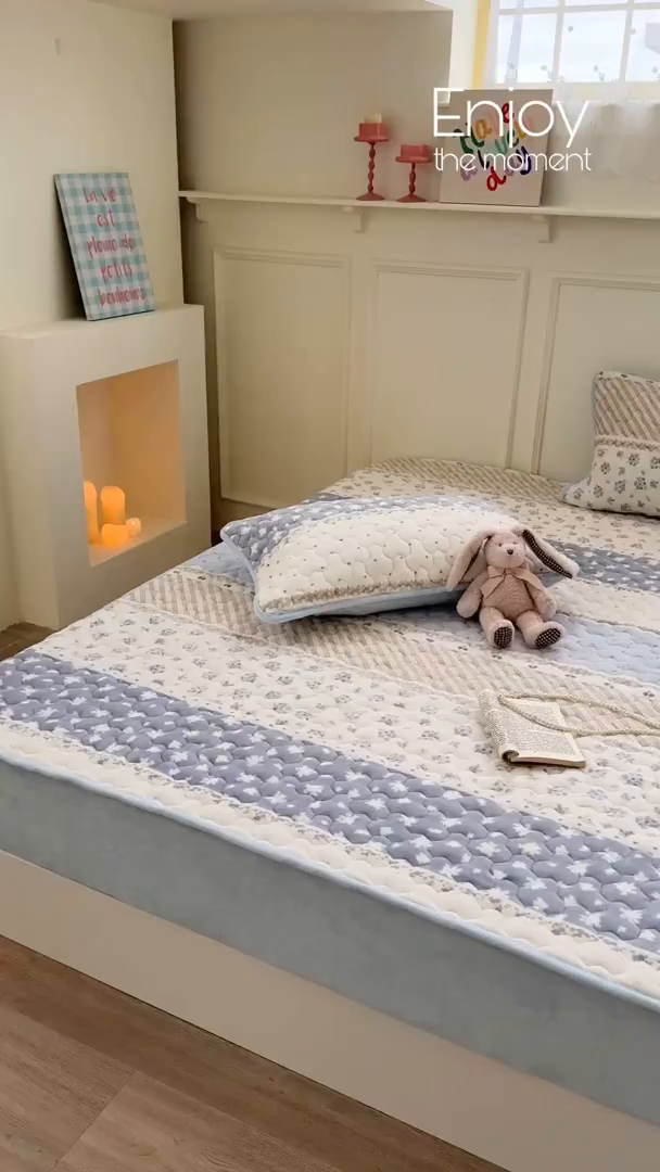 91家纺网 家纺一手货源 找家纺 Sweet dreams甜梦 2025新款高克重牛奶绒印花夹棉床笠 条纹花花