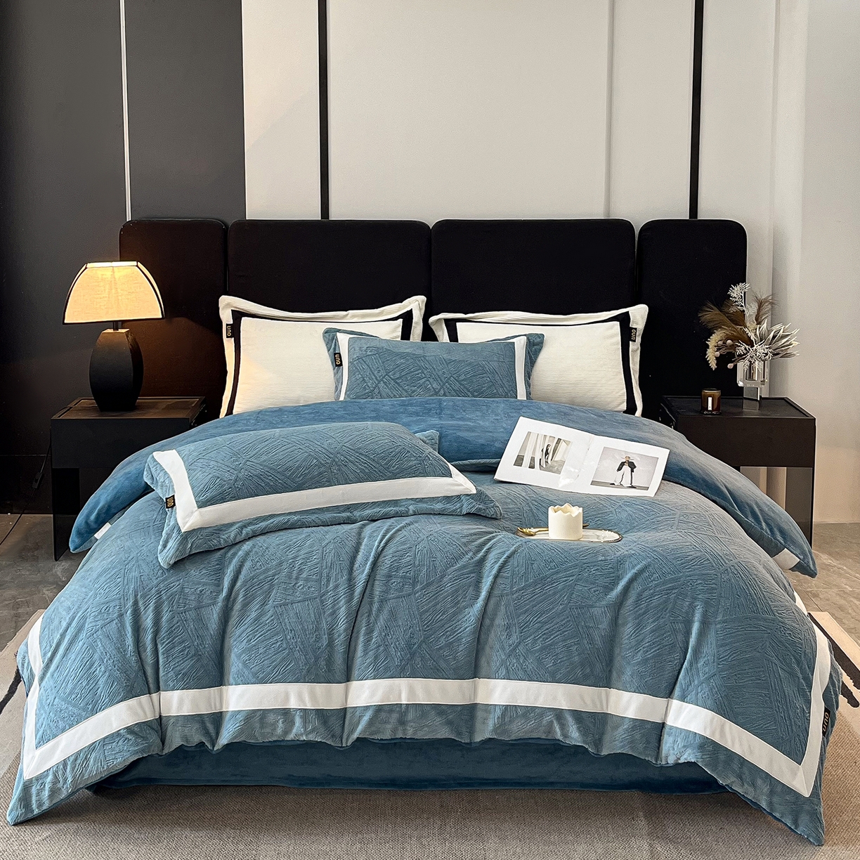 吾诺家居 吾诺  2025绽放系列--手工织带款雕花牛奶绒四件套 叶纹兰