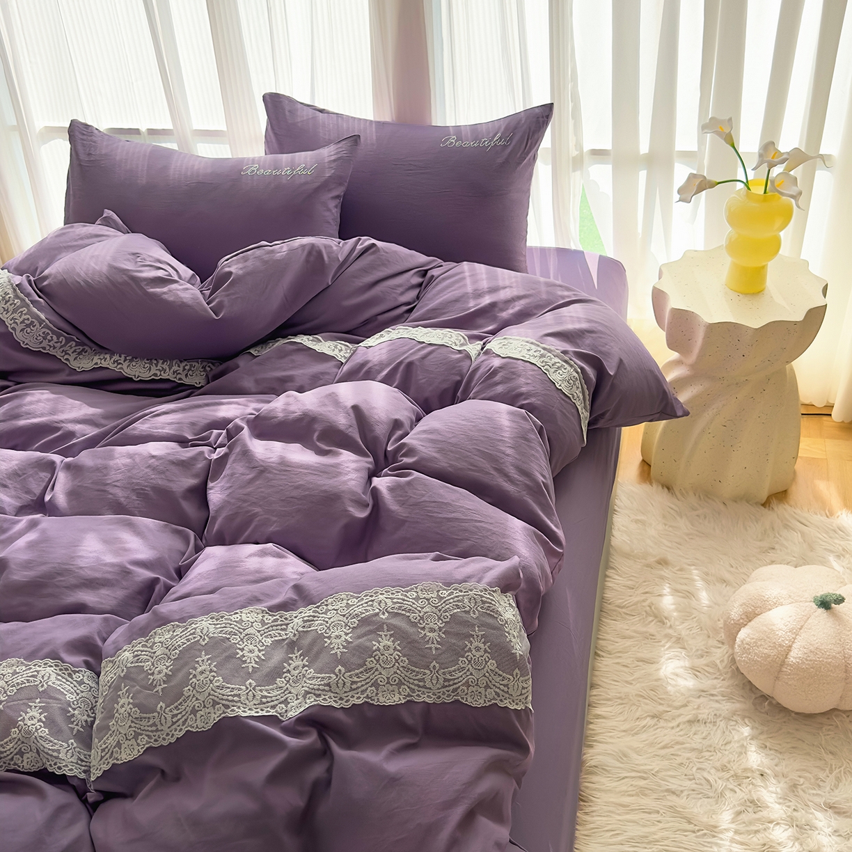 91家纺网 家纺一手货源 找家纺 灿哈 2025新款烫钻蕾丝花边水洗棉四件套 葡萄紫