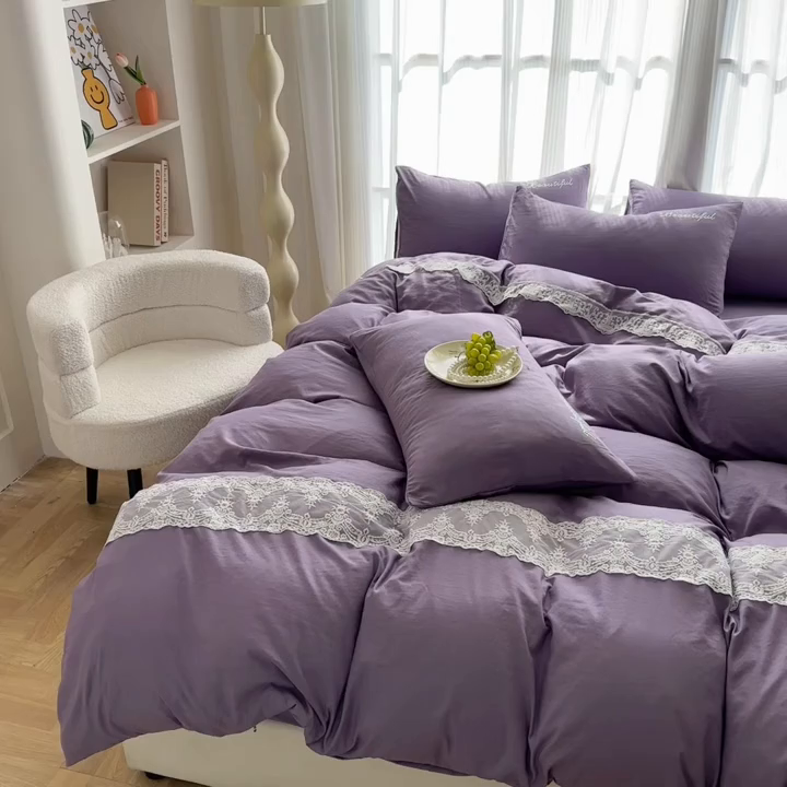 91家纺网 家纺一手货源 找家纺 灿哈 2025新款烫钻蕾丝花边水洗棉四件套 葡萄紫