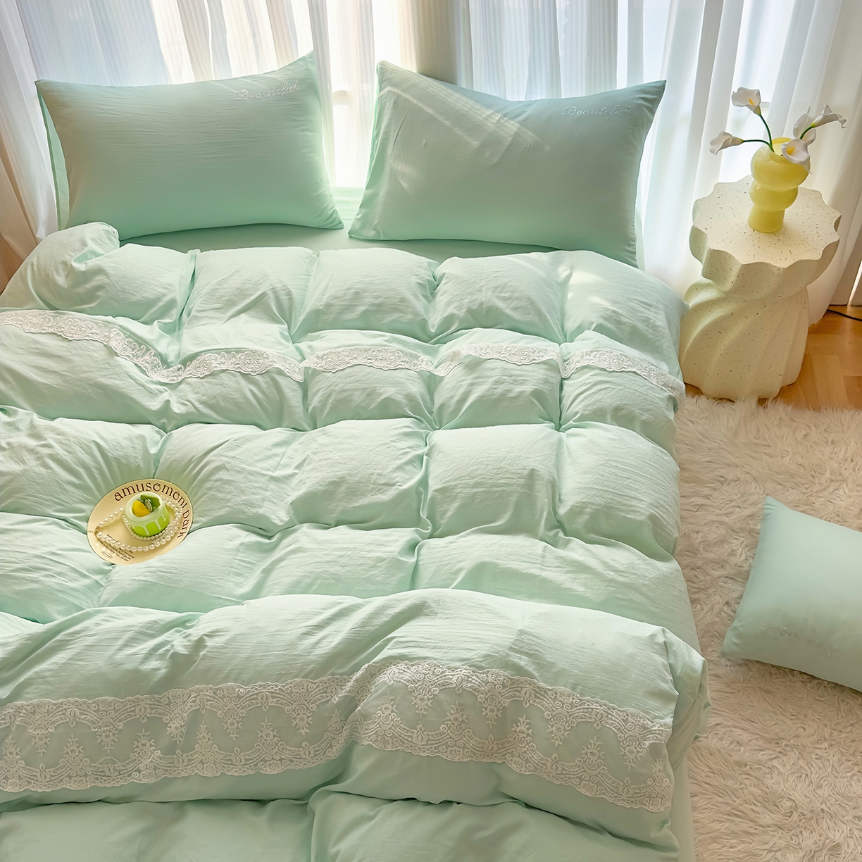 91家纺网 家纺一手货源 找家纺 灿哈 2025新款烫钻蕾丝花边水洗棉四件套 清脆绿