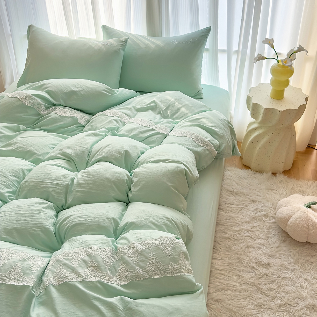 91家纺网 家纺一手货源 找家纺 灿哈 2025新款烫钻蕾丝花边水洗棉四件套 清脆绿