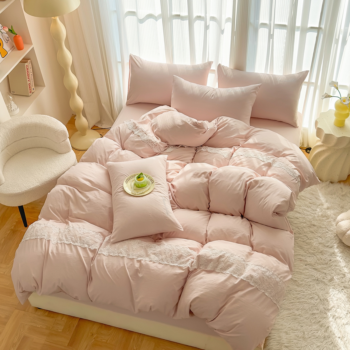 91家纺网 家纺一手货源 找家纺 灿哈 2025新款烫钻蕾丝花边水洗棉四件套 胭脂玉