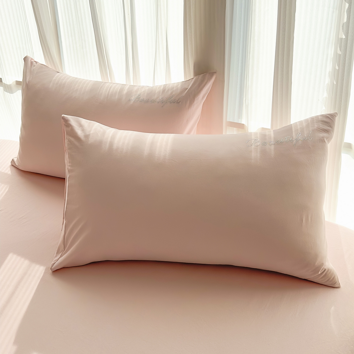 91家纺网 家纺一手货源 找家纺 灿哈 2025新款烫钻蕾丝花边水洗棉四件套 胭脂玉