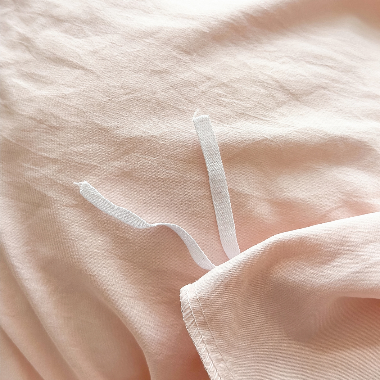 91家纺网 家纺一手货源 找家纺 灿哈 2025新款烫钻蕾丝花边水洗棉四件套 胭脂玉