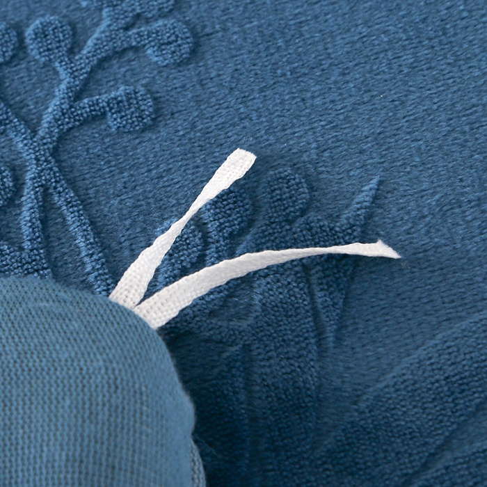 91家纺网 家纺一手货源 找家纺 小叮当家纺仓储工厂店 2025新款高克重8.5斤牛奶绒烂花绒雕花绒四件套 雕花-仙草-宝兰