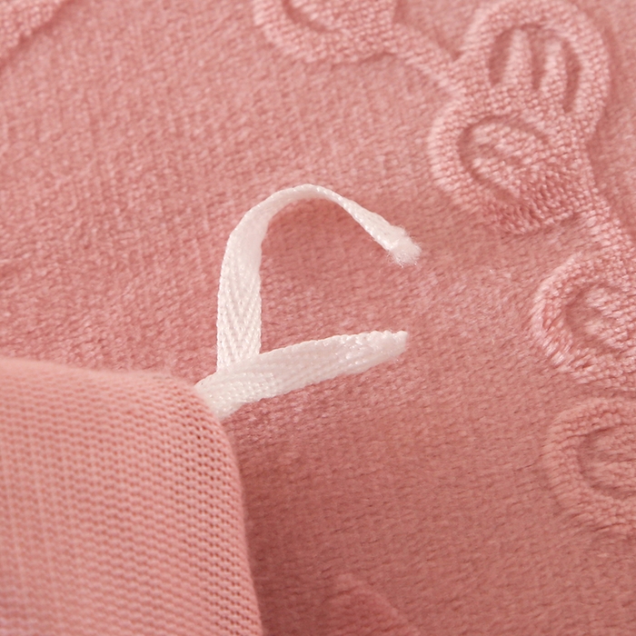 91家纺网 家纺一手货源 找家纺 小叮当家纺仓储工厂店 2025新款高克重8.5斤牛奶绒烂花绒雕花绒四件套 雕花-仙草-粉色