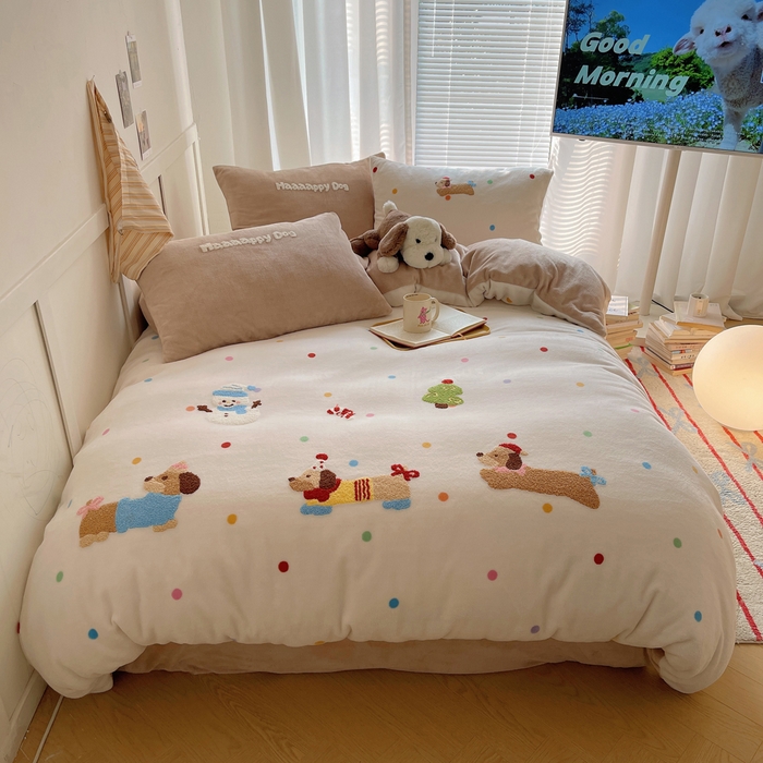 （总）顾里家纺 2025新款韩系圣诞腊肠狗毛巾绣牛奶绒套件