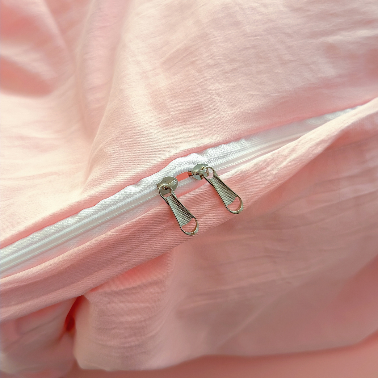 91家纺网 家纺一手货源 找家纺 灿哈 2025新款烫钻蕾丝花边水洗棉四件套 樱桃玉