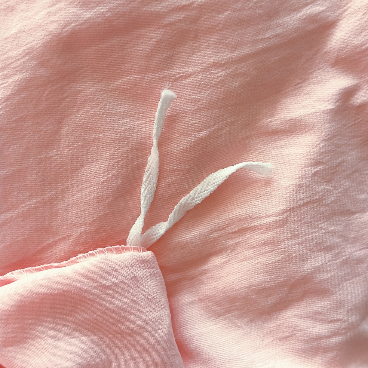 91家纺网 家纺一手货源 找家纺 灿哈 2025新款烫钻蕾丝花边水洗棉四件套 樱桃玉