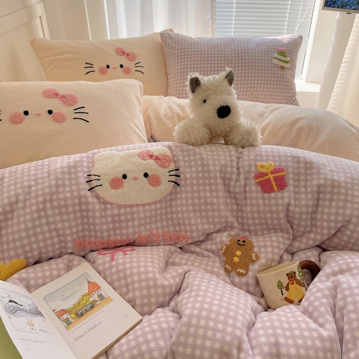 91家纺网 家纺一手货源 找家纺 顾里家纺 2025新款韩系圣诞腊肠狗毛巾绣牛奶绒套件 紫圣诞猫