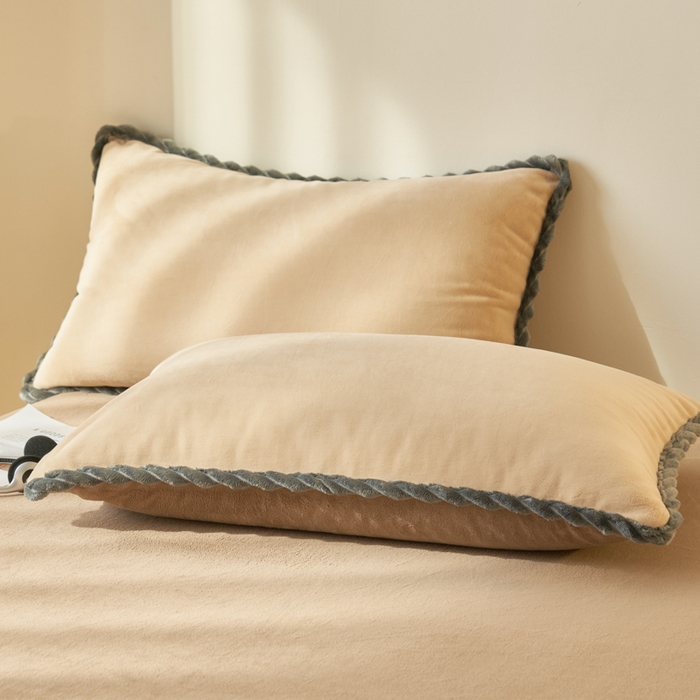 91家纺网 家纺一手货源 找家纺 （总）晨曦家纺 2025新款加厚高克重230克日系简约小包边牛奶绒单被套