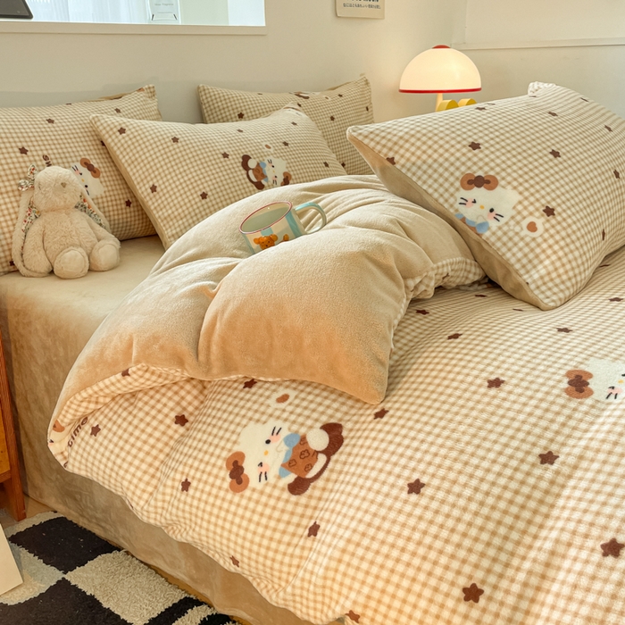 91家纺网 家纺一手货源 找家纺 玉海棠家纺 2025新款A类加厚牛奶绒印花四件套 可可猫星