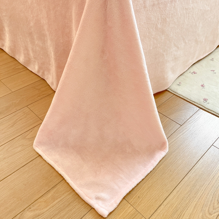 91家纺网 家纺一手货源 找家纺 玉海棠家纺 2025新款A类加厚牛奶绒印花四件套 卖萌小狗