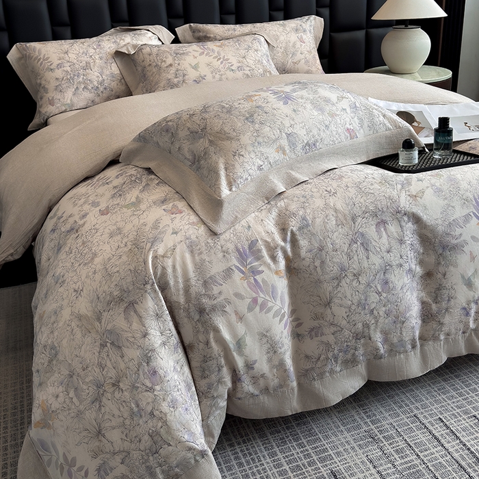 91家纺网 家纺一手货源 找家纺 家居1号 2025新款四季款活性数码印花 纯棉亚麻四件套 青逸花蝶-紫色