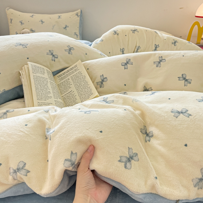 91家纺网 家纺一手货源 找家纺 玉海棠家纺 2025新款A类加厚牛奶绒印花四件套 梦幻