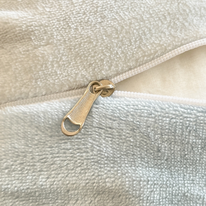 91家纺网 家纺一手货源 找家纺 玉海棠家纺 2025新款A类加厚牛奶绒印花四件套 绒绒小狗蓝