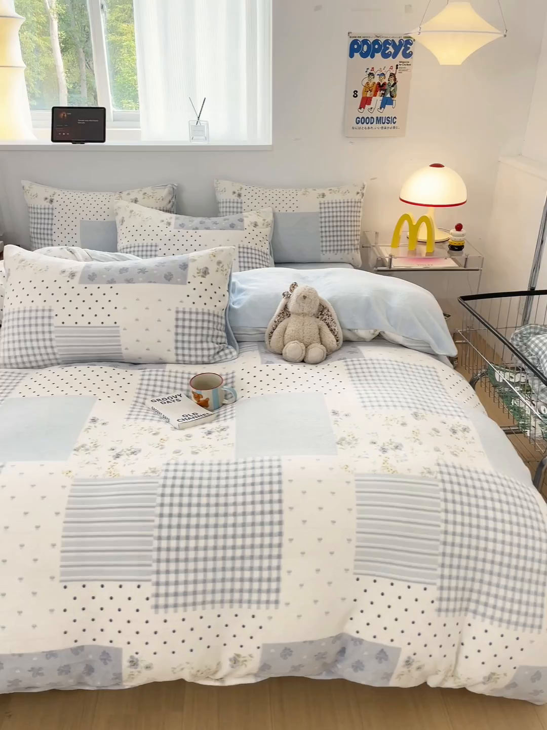 91家纺网 家纺一手货源 找家纺 玉海棠家纺 2025新款A类加厚牛奶绒印花四件套 田间春彩-蓝