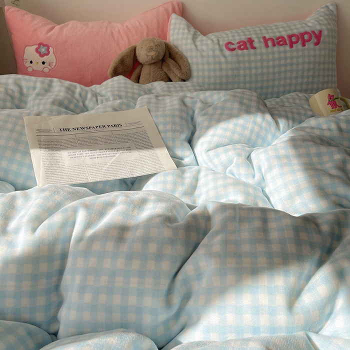 91家纺网 家纺一手货源 找家纺 雨帆家纺 2025新款高克重牛奶绒毛巾绣四件套系列 蛋糕猫