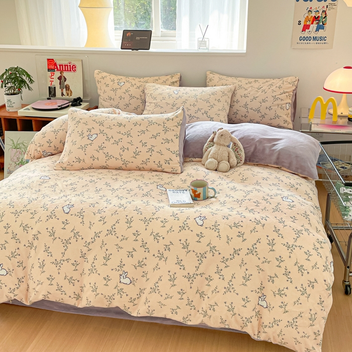 91家纺网 家纺一手货源 找家纺 玉海棠家纺 2025新款A类加厚牛奶绒印花四件套 枝枝兔