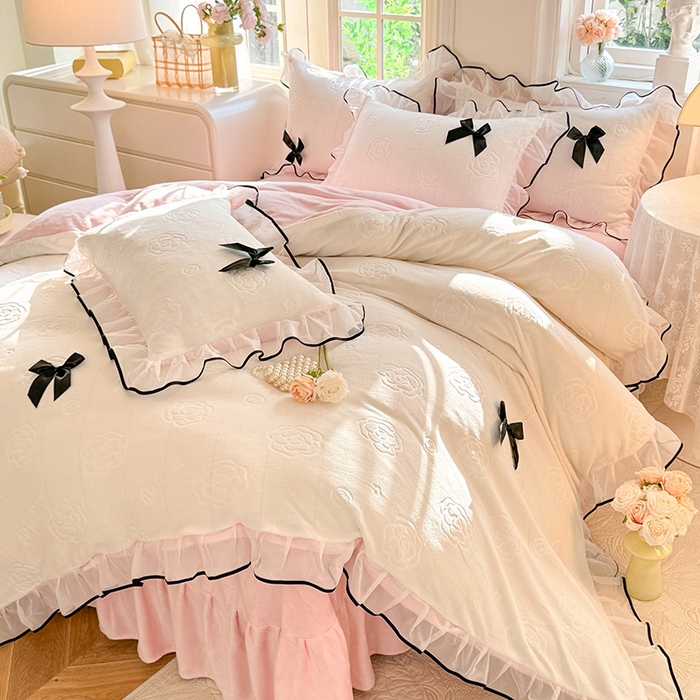 91家纺网 家纺一手货源 找家纺 （总）逸尚阁 2025新款雕花牛奶绒绒梦恋四件套