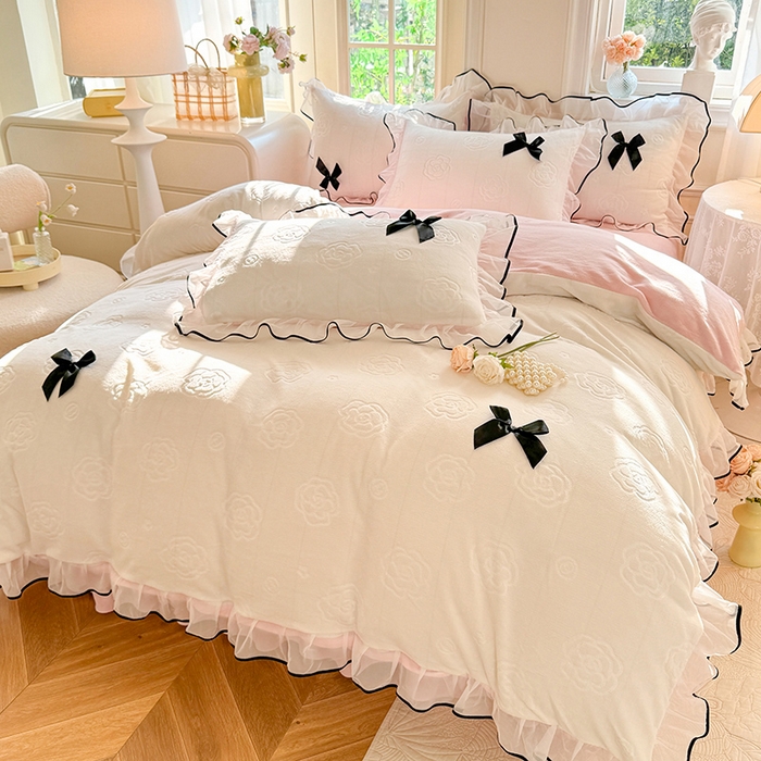 91家纺网 家纺一手货源 找家纺 （总）逸尚阁 2025新款雕花牛奶绒绒梦恋四件套