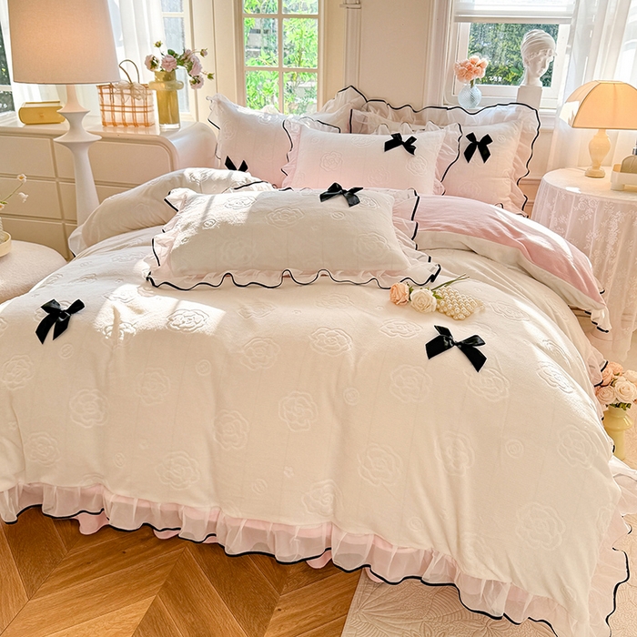 91家纺网 家纺一手货源 找家纺 （总）逸尚阁 2025新款雕花牛奶绒绒梦恋四件套