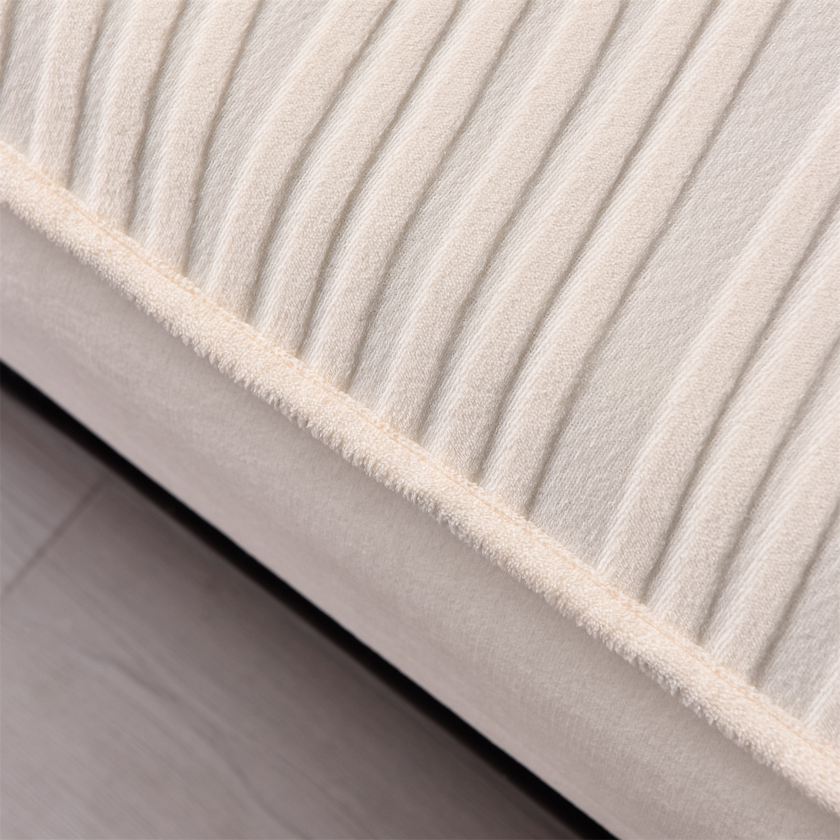 91家纺网 家纺一手货源 找家纺 （总）金鹰 2025新款剪花复合加厚牛奶绒床笠席梦思保护套床垫套