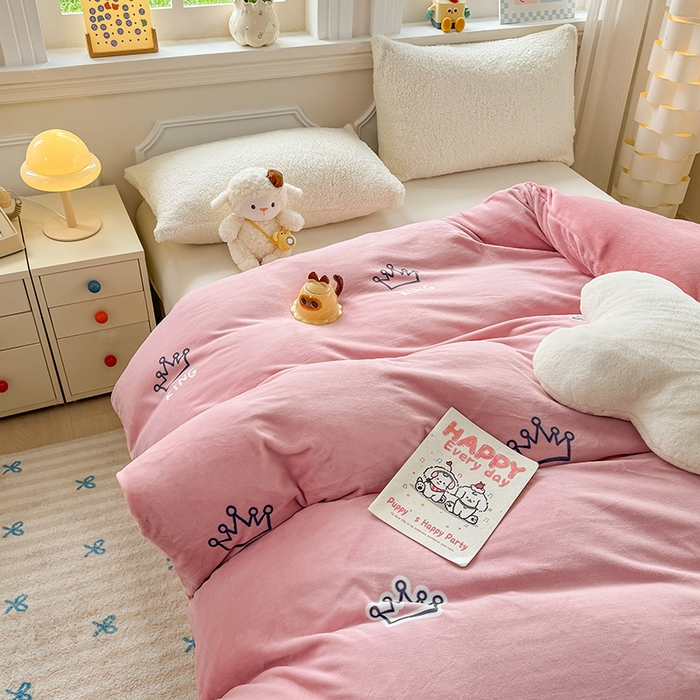 91家纺网 家纺一手货源 找家纺 （总）金盛纺 2025新款高克重牛奶绒印花系列单被套(可定制)