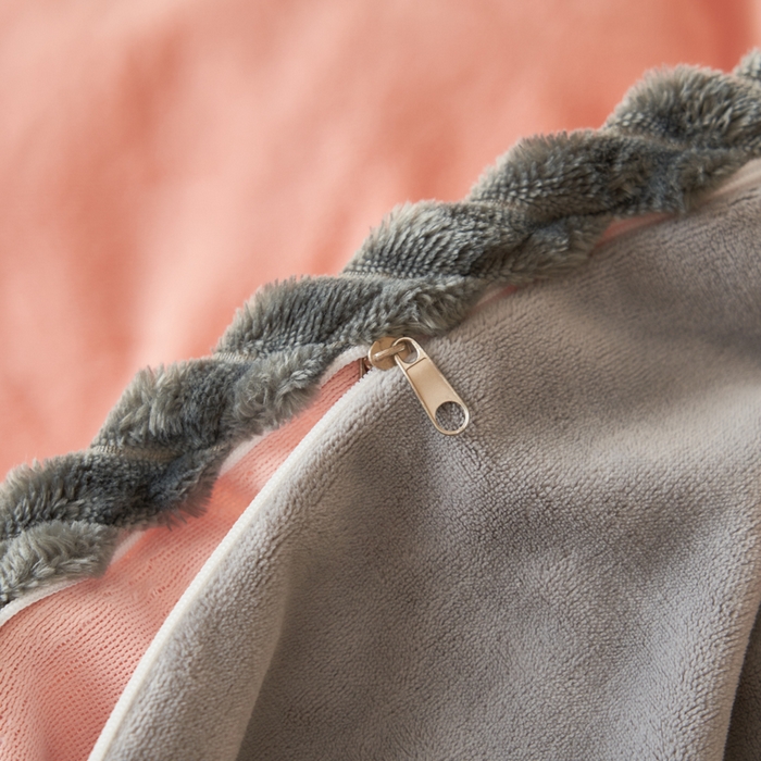 91家纺网 家纺一手货源 找家纺 晨曦家纺 2025新款加厚高克重230克日系简约小包边牛奶绒单被套 简约-豆沙浅灰