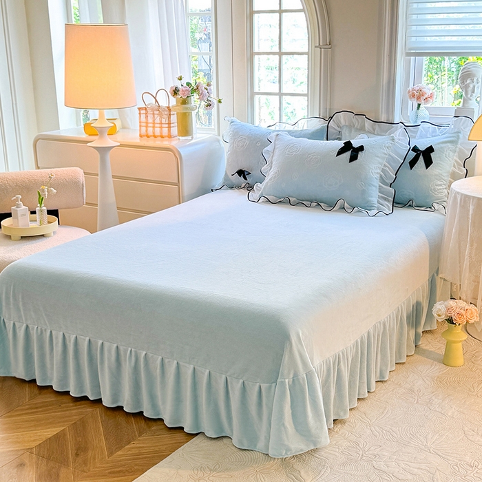 91家纺网 家纺一手货源 找家纺 逸尚阁 2025新款雕花牛奶绒绒梦恋四件套 绒梦恋-奶蓝色