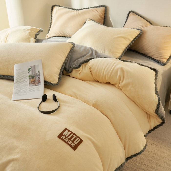 91家纺网 家纺一手货源 找家纺 晨曦家纺 2025新款加厚高克重230克日系简约小包边牛奶绒单被套 简约-奶黄