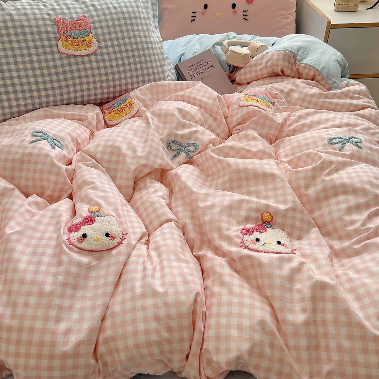 顾里家纺 2025新款格子奶系蛋糕猫云朵棉毛巾绣套件 粉格蛋糕猫