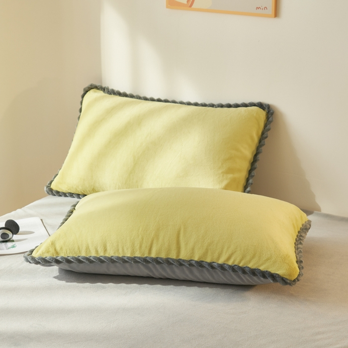 91家纺网 家纺一手货源 找家纺 晨曦家纺 2025新款加厚高克重230克日系简约小包边牛奶绒单被套 简约-苹果绿灰