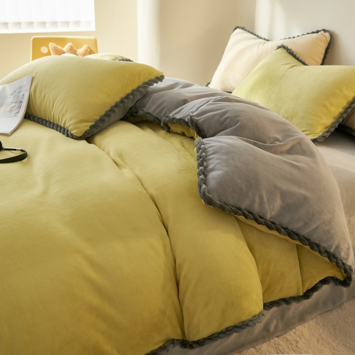 91家纺网 家纺一手货源 找家纺 晨曦家纺 2025新款加厚高克重230克日系简约小包边牛奶绒单被套 简约-苹果绿灰