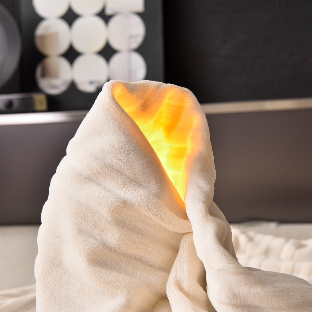 91家纺网 家纺一手货源 找家纺 金鹰 2025新款剪花复合加厚牛奶绒床笠席梦思保护套床垫套 曲线-奶白