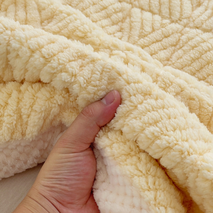 91家纺网 家纺一手货源 找家纺 小叮当家纺仓储工厂店 2025新款绒薄垫系列床护垫床垫垫子-薄垫绒系列 薄垫绒米黄