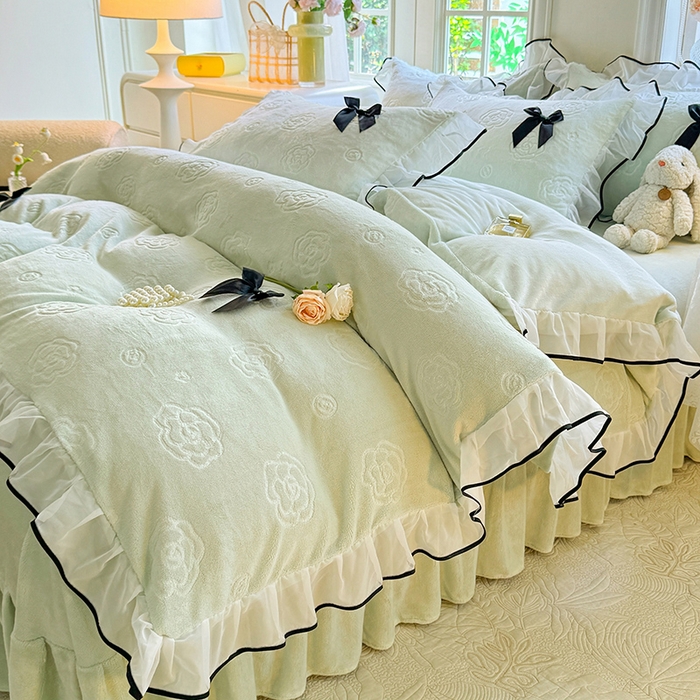 91家纺网 家纺一手货源 找家纺 逸尚阁 2025新款雕花牛奶绒绒梦恋四件套 绒梦恋-清新绿