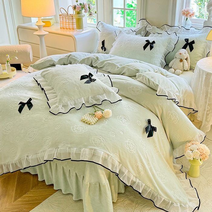 91家纺网 家纺一手货源 找家纺 逸尚阁 2025新款雕花牛奶绒绒梦恋四件套 绒梦恋-清新绿
