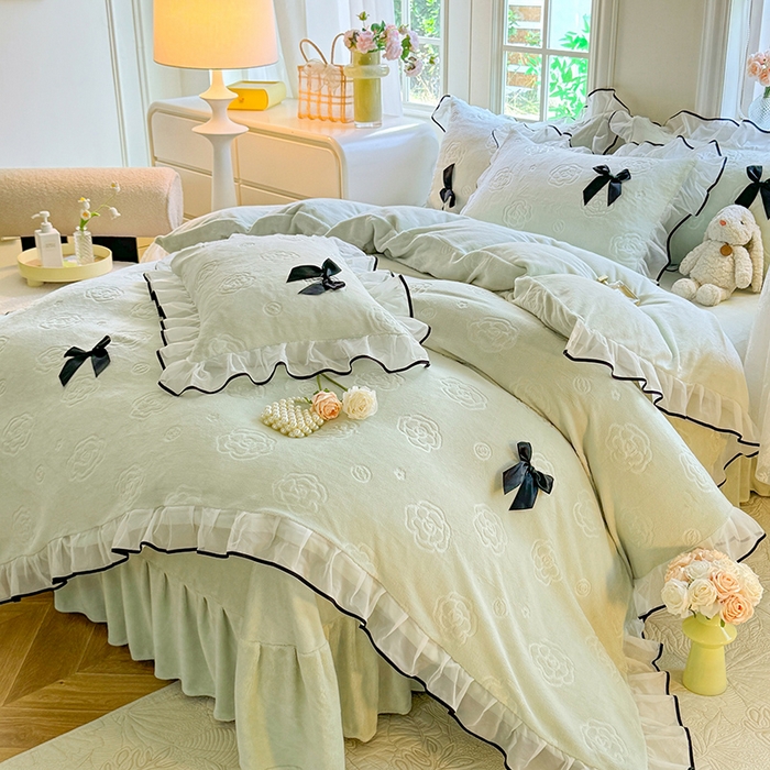 91家纺网 家纺一手货源 找家纺 逸尚阁 2025新款雕花牛奶绒绒梦恋四件套 绒梦恋-清新绿