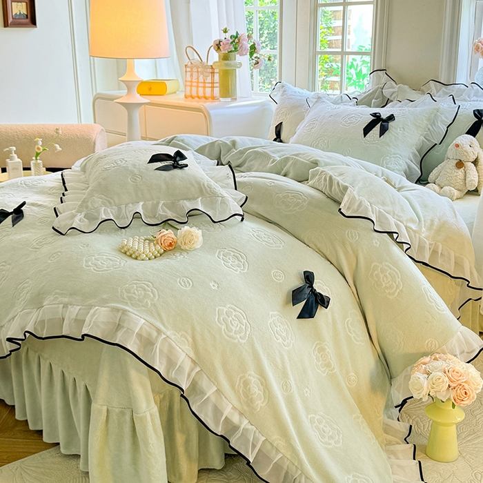 91家纺网 家纺一手货源 找家纺 逸尚阁 2025新款雕花牛奶绒绒梦恋四件套 绒梦恋-清新绿