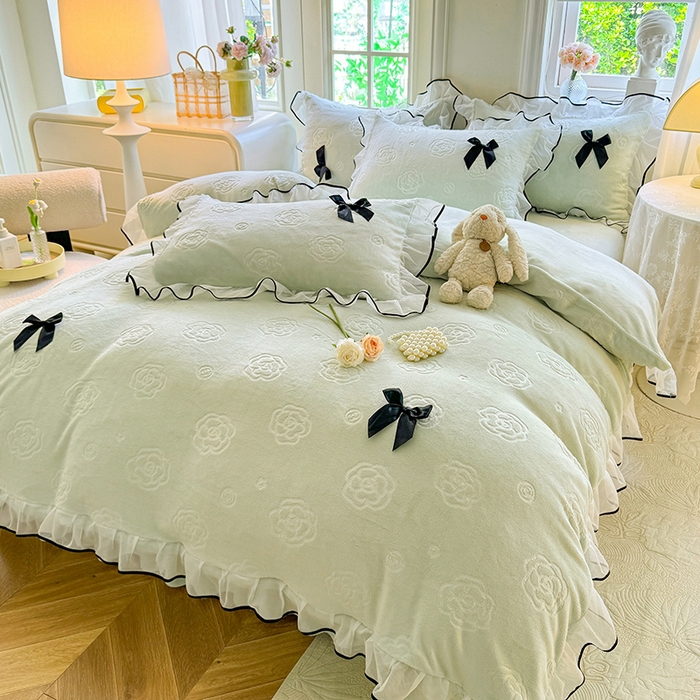91家纺网 家纺一手货源 找家纺 逸尚阁 2025新款雕花牛奶绒绒梦恋四件套 绒梦恋-清新绿