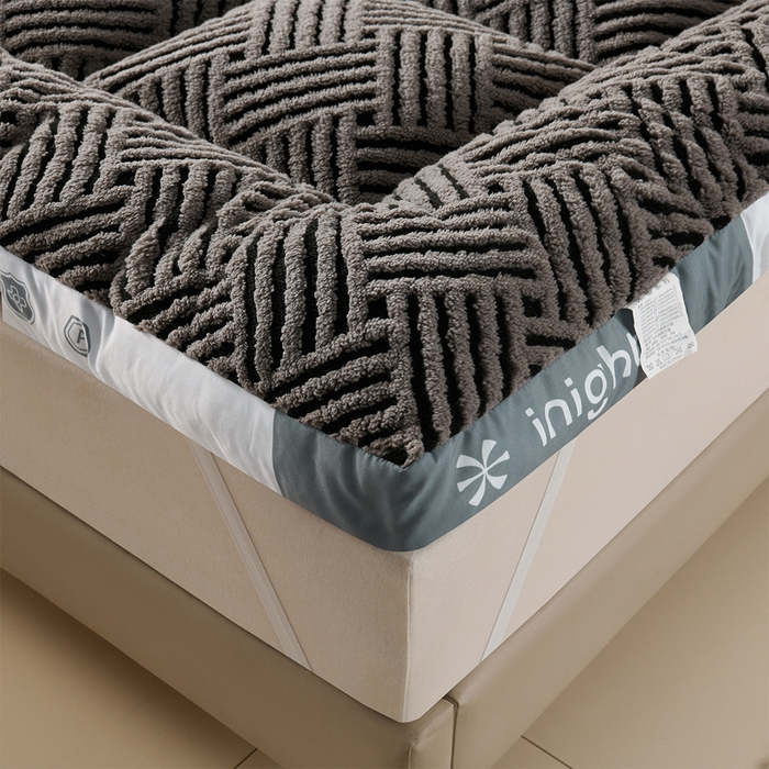 91家纺网 家纺一手货源 找家纺 小叮当家纺仓储工厂店 2025新款亲肤舒适缦沙绒系列床垫垫子-缦沙绒 缦沙绒-灰边-黑