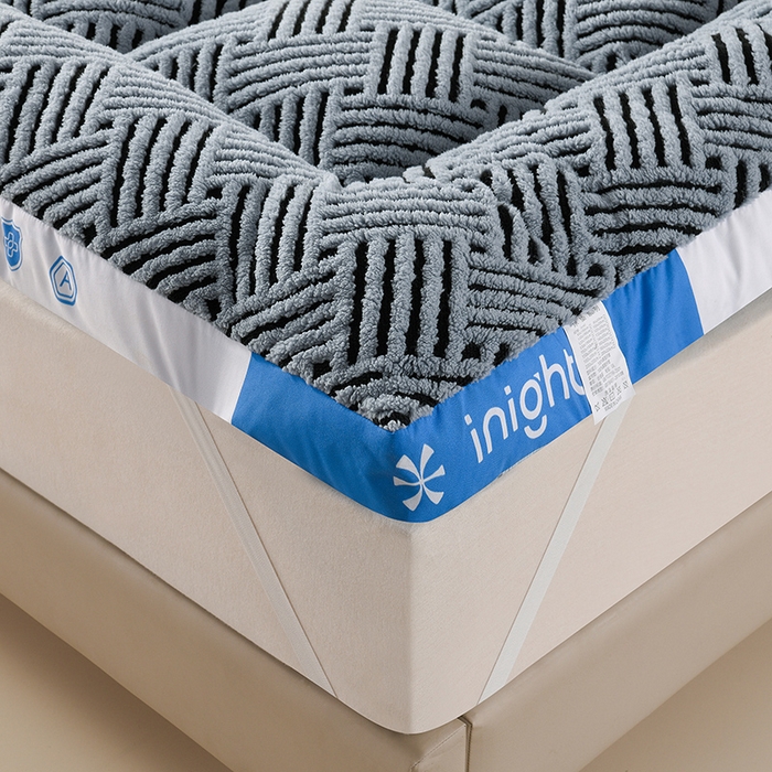 91家纺网 家纺一手货源 找家纺 小叮当家纺仓储工厂店 2025新款亲肤舒适缦沙绒系列床垫垫子-缦沙绒 缦沙绒-蓝边灰