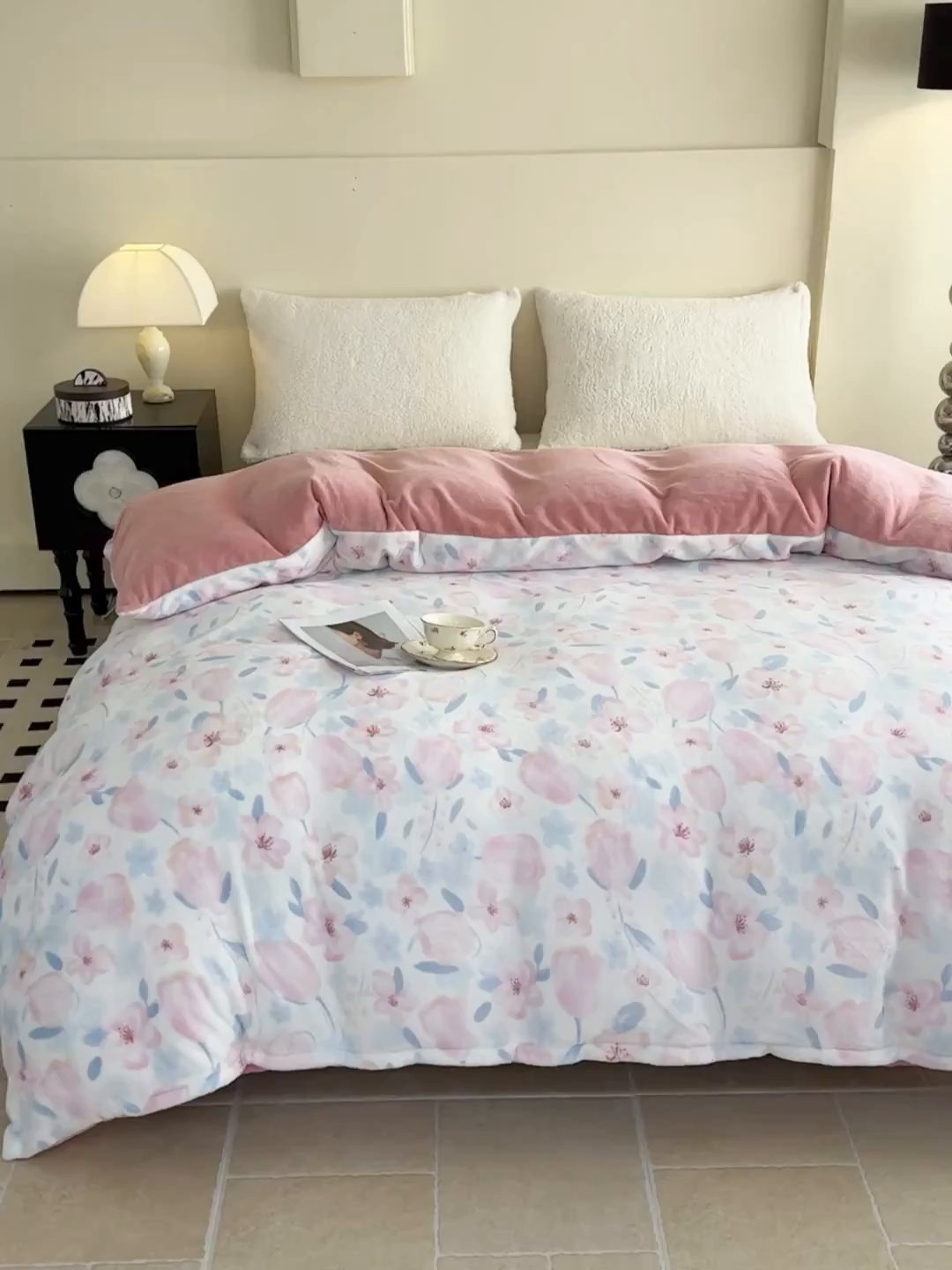 91家纺网 家纺一手货源 找家纺 金盛纺 2025新款高克重牛奶绒印花系列单被套(可定制) 温雅