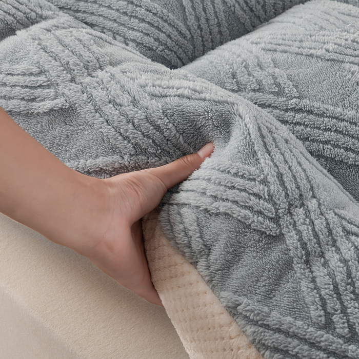 91家纺网 家纺一手货源 找家纺 小叮当家纺仓储工厂店 2025新款亲肤舒适菠萝格系列床垫垫子-菠萝格 菠萝格-蓝灰